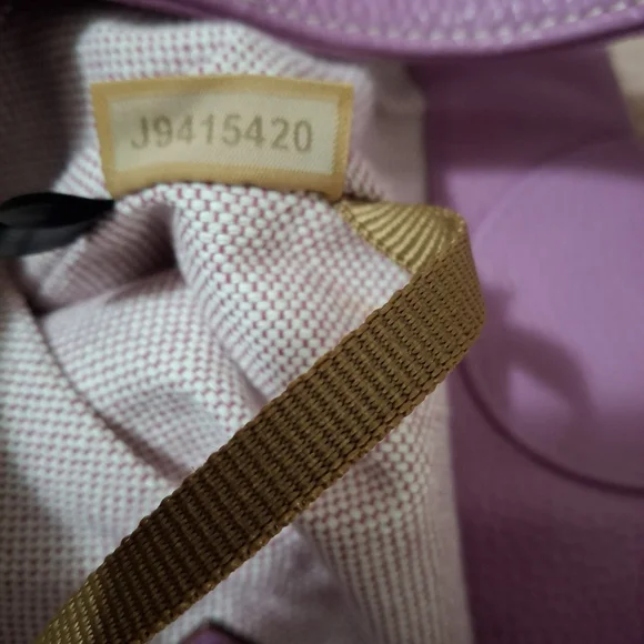 Dooney & Bourke Logo Lock Hobo Shoulder Bag in Lilac & Keychain EUC - Picture 11 of 11